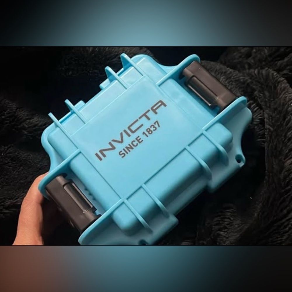 Invicta Blue Protective single slot Watch Case - Picture 3 of 3